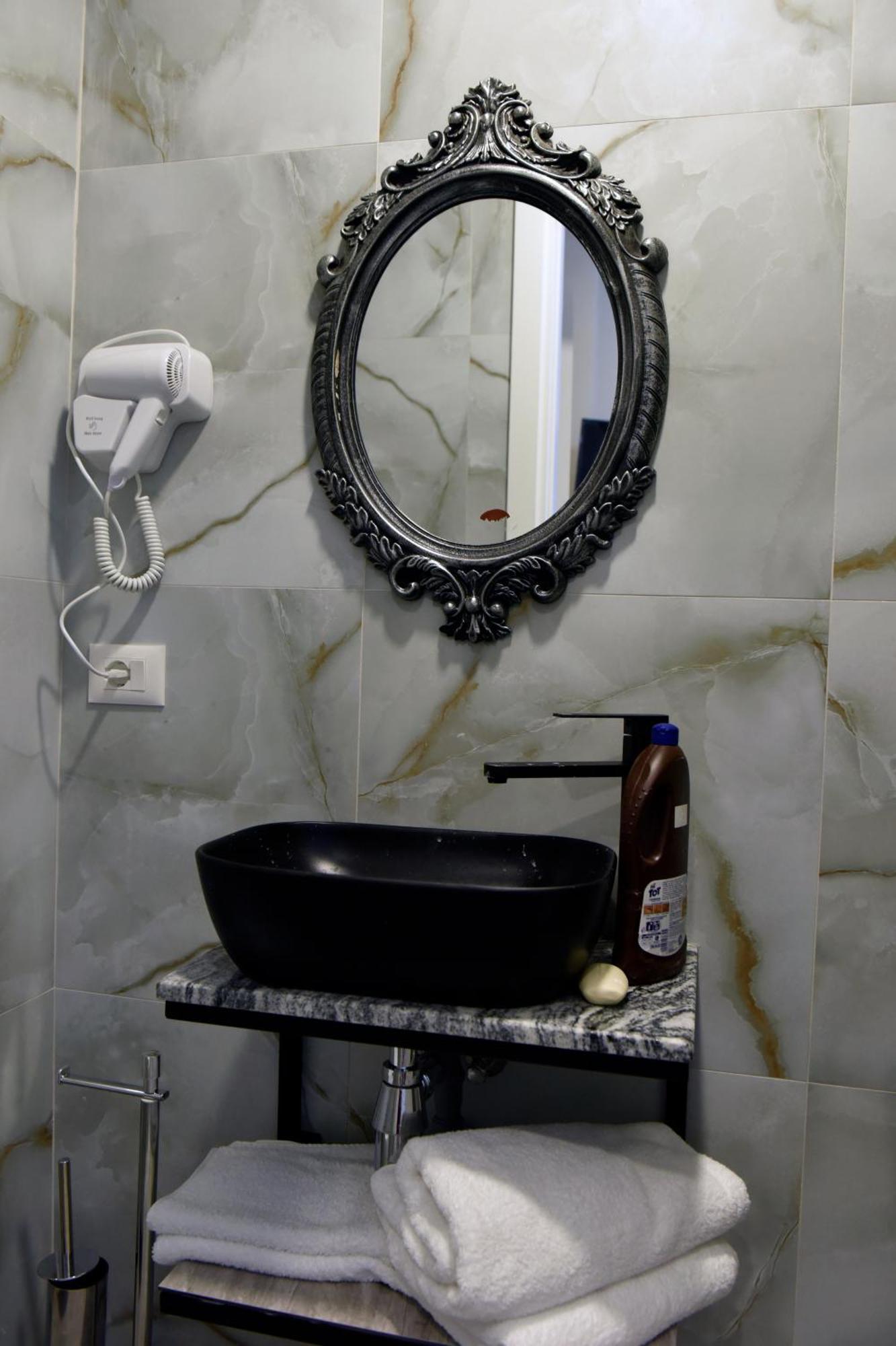 City Center Rooms And Apartments Durres Exterior photo